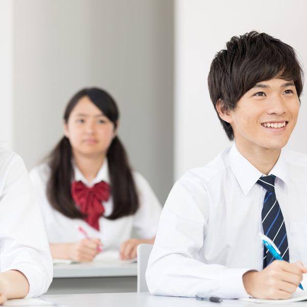 横浜の当塾では大学受験に挑む高校生を個別指導します